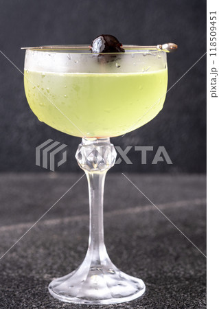 The Very Last Word cocktail 118509451