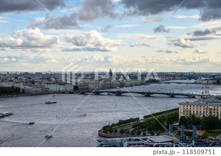 St. Petersburg from the roof, the Palace Bridge and the Neva River 118509751