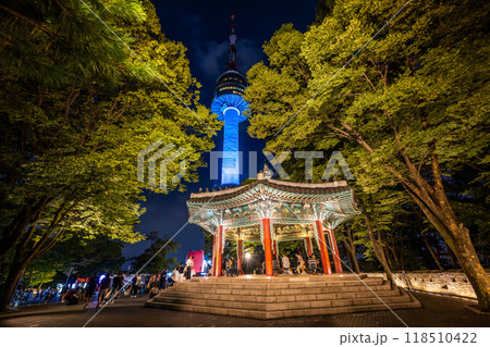 韓国　南山ソウルタワー 118510422