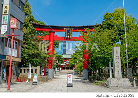 東京都　門前仲町　富岡八幡宮 (深川八幡) 　鳥居　 東京十社巡りの神社 118512059