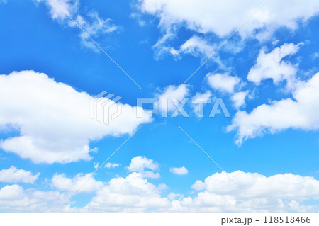 夏の青空と雲 夏の青空と雲 118518466