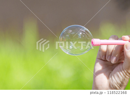 シャボン玉 118522168