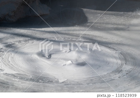 大地の芸術? 別府坊主地獄 大地の芸術? 別府坊主地獄 118523939