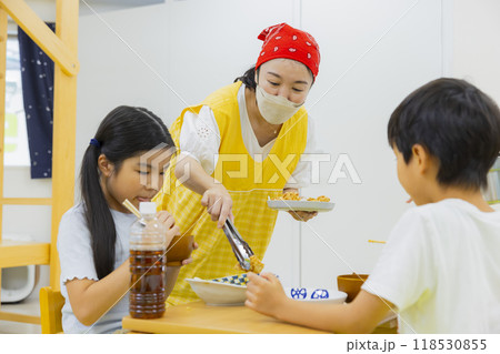 食育 子ども食堂イメージ 食育 子ども食堂イメージ 118530855