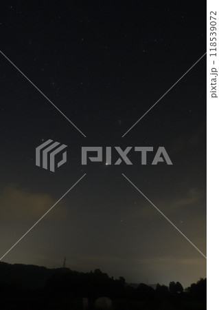 北杜市白州町、未明の空に木星とアルデバランや冬の星々 118539072