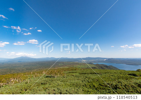 北海道　屈斜路湖と斜里岳 118540513