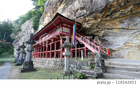 達谷窟毘沙門堂 118542051