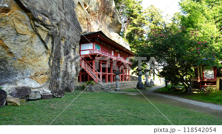 達谷窟毘沙門堂 118542054