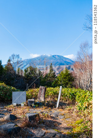 野麦峠から望む乗鞍岳（秋） 118543362