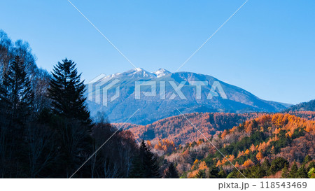野麦峠から望む乗鞍岳（秋） 118543469
