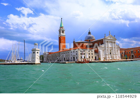 ヴェニスのサン・ジョルジョ・マッジョーレ教会 ヴェニスのサン・ジョルジョ・マッジョーレ教会 118544929