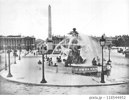 昔のフランス　パリ 118544952