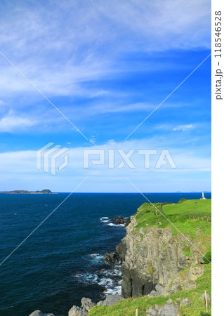【佐賀県】肥前立石埼灯台と杉の原放牧場と小川島 118546528