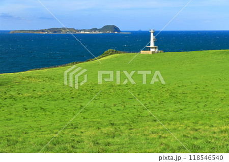 【佐賀県】肥前立石埼灯台と杉の原放牧場と小川島 118546540