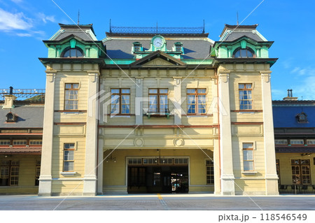 【福岡県】快晴のJR門司港駅 118546549