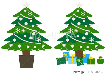 白い飾りのクリスマスツリー 118550762