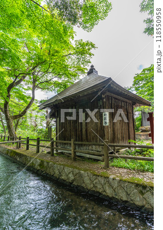 飯盛山の子育地蔵尊 飯盛山の子育地蔵尊 118550958