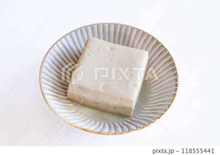 木綿豆腐 118555441
