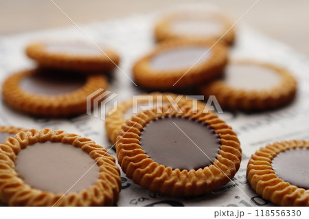 チョコ&コーヒービスケット チョコ&コーヒービスケット 118556330