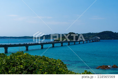 晴天の角島大橋 118565569