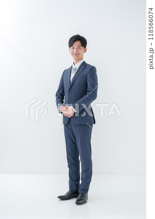 ビジネス　男性	 118566074