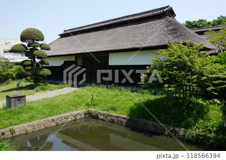 飯田家　住宅  118566394