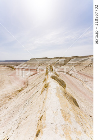 カザフスタンのマンギスタウのシェールカラ・マウンテン 118567702