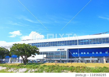 福井県敦賀市、敦賀駅の風景 118568285