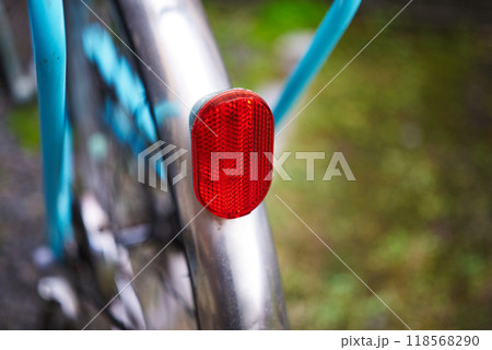 自転車の反射板のイメージ 自転車の反射板のイメージ 118568290