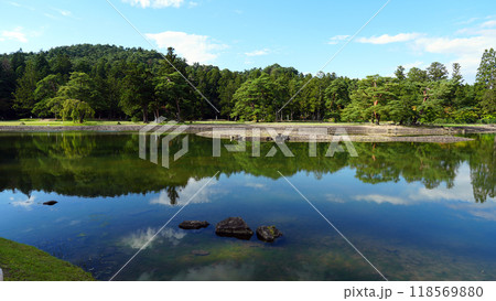 毛越寺　浄土庭園 118569880