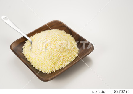 粉チーズ 118570250