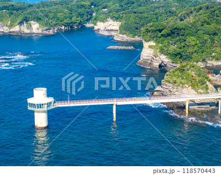 海中展望塔とかつうら海中公園(千葉県勝浦市) 海中展望塔とかつうら海中公園(千葉県勝浦市) 118570443