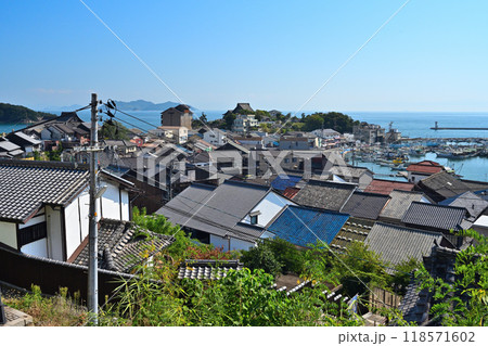 備後国「鞆城」の石垣と眺望 鞆の浦を望む 備後国「鞆城」の石垣と眺望 鞆の浦を望む 118571602