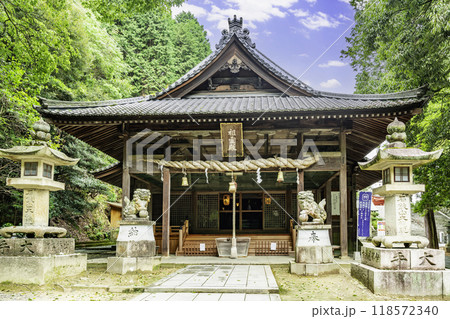 石鎚神社　口之宮　本社　祖霊殿　愛媛県西条市 118572340