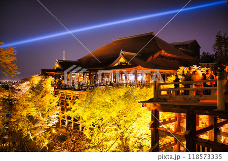 清水寺夜間特別拝観2023年桜の季節 清水寺夜間特別拝観2023年桜の季節 118573335
