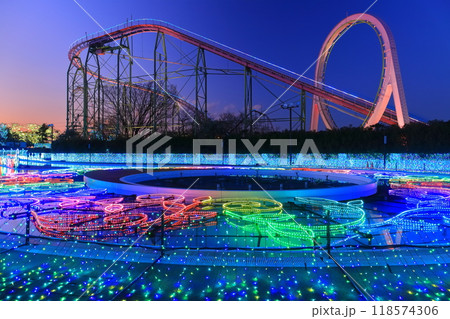 【東京都】よみうりランドのアルテミスの宮廷の夜景（ジュエルミネーション） 118574306