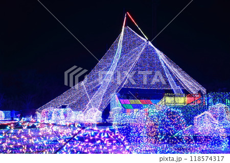 【東京都】よみうりランドのゼウスの宮廷の夜景(ジュエルミネーション) 【東京都】よみうりランドのゼウスの宮廷の夜景(ジュエルミネーション) 118574317