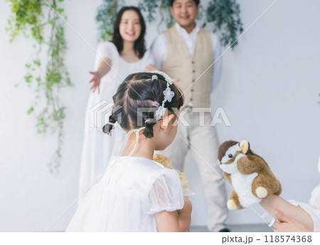 ファミリーウェディング 撮影 フォトスタジオ ファミリーウェディング 撮影 フォトスタジオ 118574368