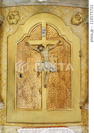The tabernacle on the high altar in the parish church of St. Francis Xavier in Vugrovec, Croatia 118575722
