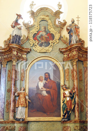 Altar of St. Joseph in the parish church of St. Francis Xavier in Vugrovec, Croatia 118575723