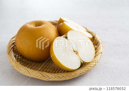 大玉の梨　秋月梨 118576032