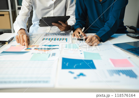 professional business meeting and discussing strategy with new startup project.Creative business people planning and brainstorm with document report 118576164