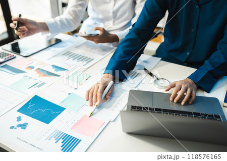 professional business meeting and discussing strategy with new startup project.Creative business people planning and brainstorm with document report 118576165