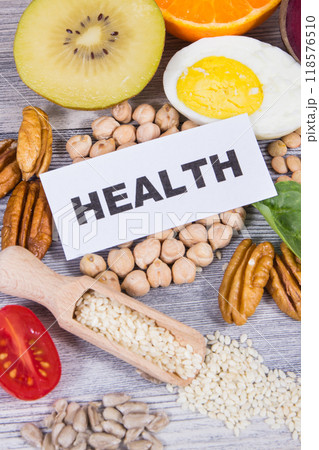 Healthy nutritious food as source natural vitamin B9, fiber and other minerals 118576510
