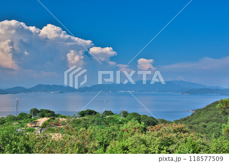 あじ竜王山公園から眺める瀬戸内海 あじ竜王山公園から眺める瀬戸内海 118577509