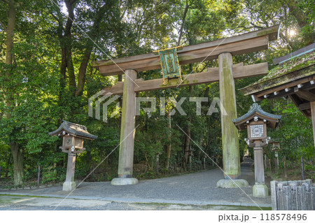 三輪明神　大神神社　二の鳥居 118578496