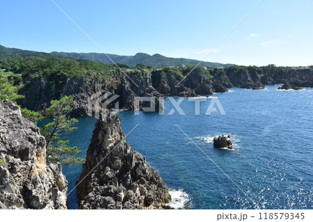佐渡島 尖閣湾展望台 118579345