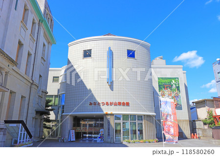 福井県敦賀市、みなとつるが山車会館の風景 福井県敦賀市、みなとつるが山車会館の風景 118580260