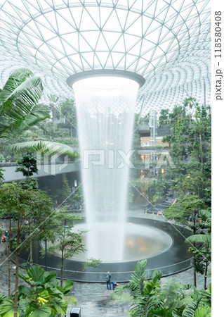 シンガポール・チャンギ国際空港のJEWEL シンガポール・チャンギ国際空港のJEWEL 118580408