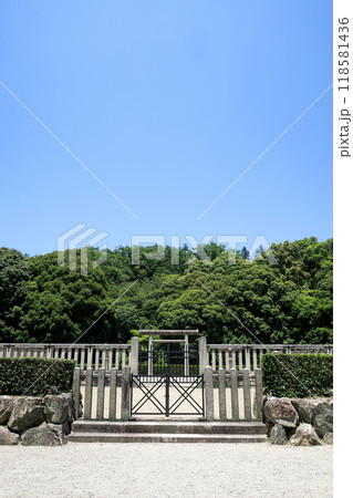 奈良・山陵町 五社神古墳(神功皇后陵) 奈良・山陵町 五社神古墳(神功皇后陵) 118581436